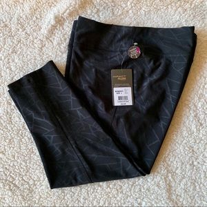 NWT: Jillian Michaels workout leggings/capri, sz L